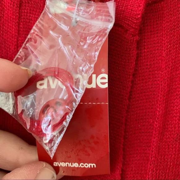 Avenue Bright Red Cardigan Sweater Size 18/20 Sparkles Rhinestones New - Picture 5 of 8